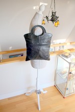 Vintage Handtasche, Shopper, Schwarz, 1970er, coole Gestaltung, leicht +geräumig