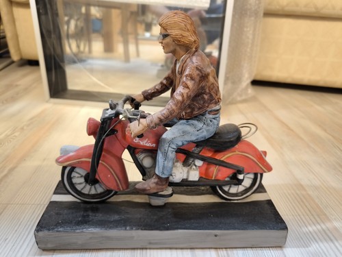 Motorradfahrer auf indian - auf,