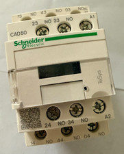 Neu Schneider  Electric Relais