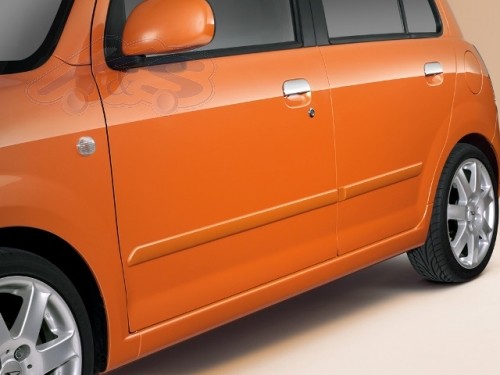 Daihatsu trevis seitenleisten - trevis,