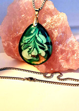 Anhänger Epoxid Harz Tropfen Grün/Weiß mit Kette Edelstahl 50 cm NEU