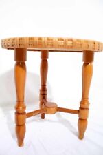 Schöner runder Beistelltisch