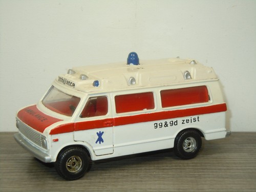 Chevrolet van ambulance - ambulance,
