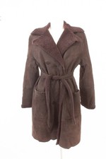 Catherine Khan Mantel