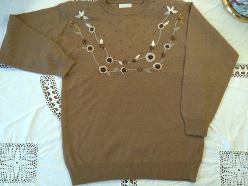 Pullover mit applikation braun - mit,