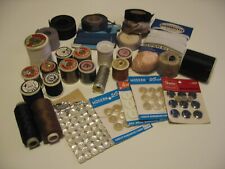 Paket Nähgarn Nähseide Knöpfe Handarbeiten Zubehör Faden MEZ Gögginger Nähen