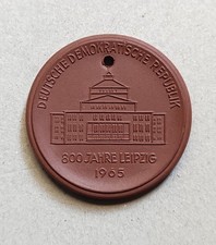 Meißener Porzellan: Leipzig 800-Jahrfeier 1965 Theater Schwertermarke