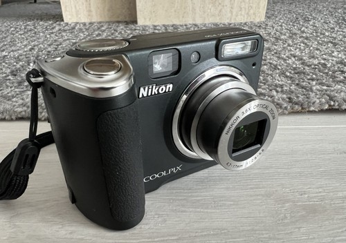 Digitalcamera nikon 1mp - digitalcamera, 8.1mp