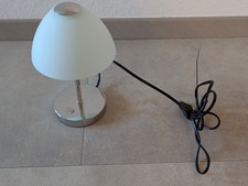 Tisch-/Nachttischleuchte, silber, mit Dimmfunktion