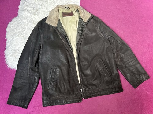 Braune lederjacke mit - braune,