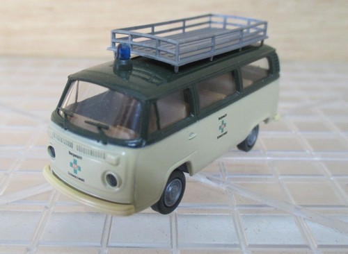 Brekina bus bergwacht - t2,