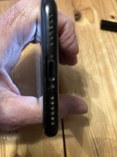 Apple iPhone SE 2. Gen 2020 64GB Schwarz ohne Simlock oder Netlock