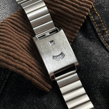Jump Hour Watch Disco Volante