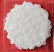 20 Noblesse Zierdeckchen 4, rund 13 cm, Jittenmeier