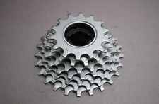 Suntour New Winner Freewheel / 7 Sp / 14-25 / 1981 / ISO Schraubkranz / 520g