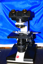 Mikroskop: Leitz Biomed