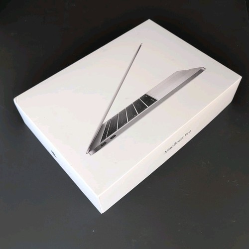 Original apple macbook - pro, 13