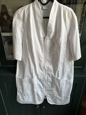 Weißer Damen-Kittel, Kurzarm, Reißverschluss, Gr. L, wie Neu