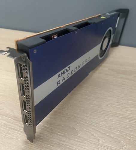 Amd radeon pro w5500 - pro,