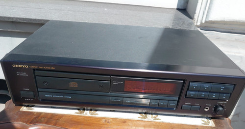 Onkyo player dx6810 - cd-player,
