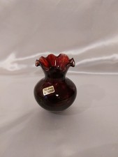 Mundgeblasene dunkel rot