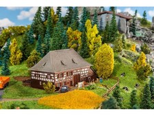 Spur faller 222359 - spur,