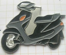 MOTORROLLER schwarz ........................................ Motorrad-Pin (184d)