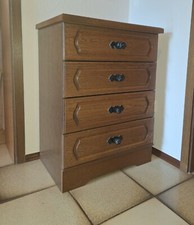 Sehr gut erhaltene Kommode Eiche rustikal mit 4 Schubladen