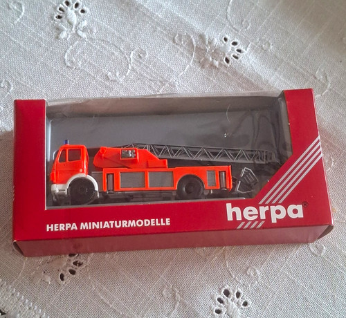 Herpa feuerwehr drehleiter - feuerwehr, lkw