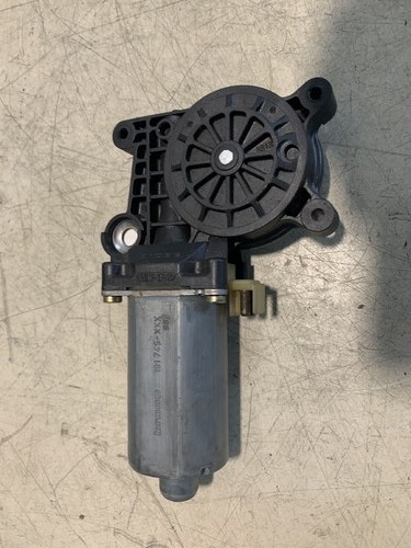Fensterhebermotor links vorne - fensterhebermotor,
