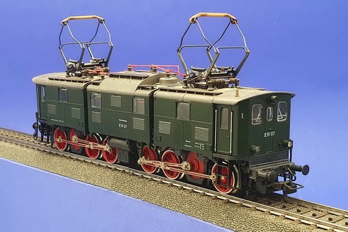 Roco db - e,