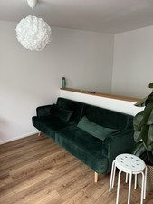 Dunkelgrüne Samt Schlafcouch, 214cm Länge, 87cm Tiefe, 84cm Höhe, Fast Wie Neu!