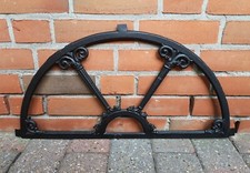 antikes altes Rundbogen