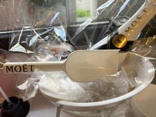 MOET ICE IMPERIAL EISSCHAUFEL WEISs GOLD CHAMPAGNER EISWÜRFELKELLE EISWÜRFEL