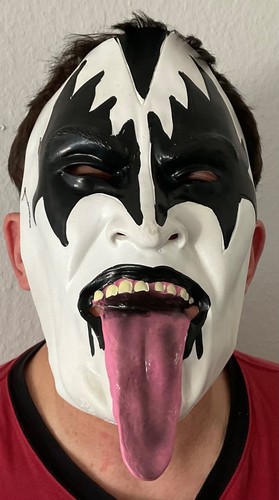 Gene simmons kiss - gene,