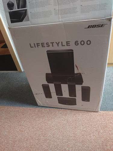 Bose lifestyle 600 soundsystem - bose,
