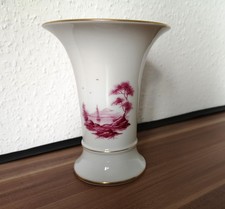 Höchster Porzellan-Vase, Camaieu-Purpur-Malerei, Goldrand, Höhe:16 cm