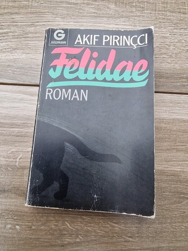 Akif pirincci felidae - felidae, |