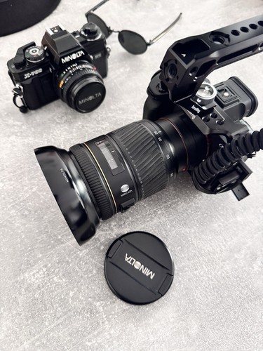 Minolta 70mm 8 g top - f/2.8,