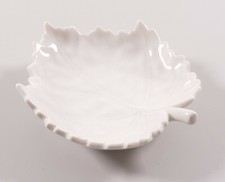 KPM Berlin Schale Blatt klein Blattschale Konfektblatt 8x7cm 1.Wahl