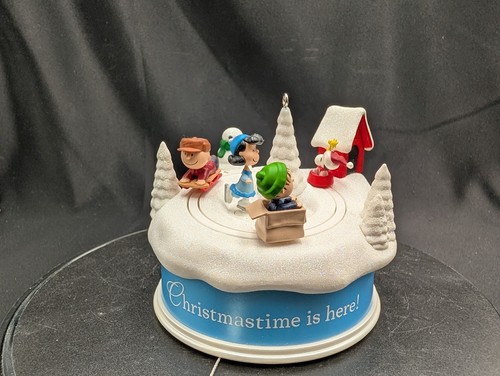 Hallmark 2011 peanuts - hallmark,