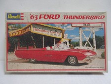 '63 FORD THUNDERBIRD Modellbausatz REVELL