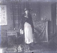 FRANKREICH Frau Mode C1925