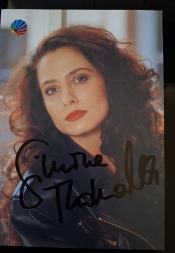 Autogrammkarte von simone - von,