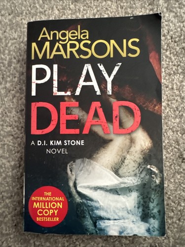 Play dead detective - dead, (detective