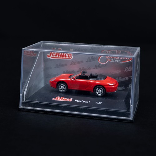 Schuco porsche 911 - rot,