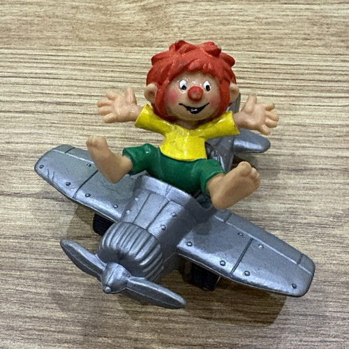 Pumuckl figur im - im, flugzeug
