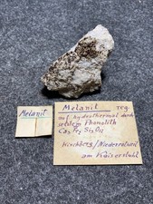 Granat, Var. Melanit