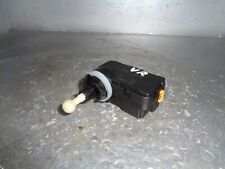 Opel Astra K Schrägheck Stellmotor Leuchtweitenregulierung LWR rechts vorne AML