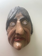 Holzlarve / Maske / Larve